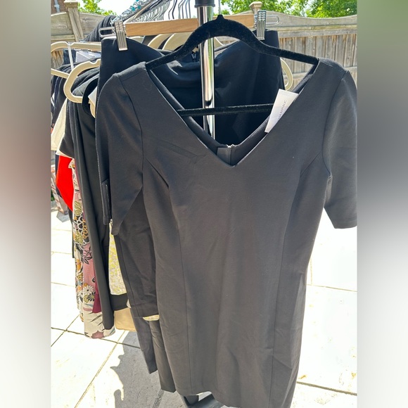 Banana republic dress size 4 NWT black with zipper detail - Picture 1 of 6